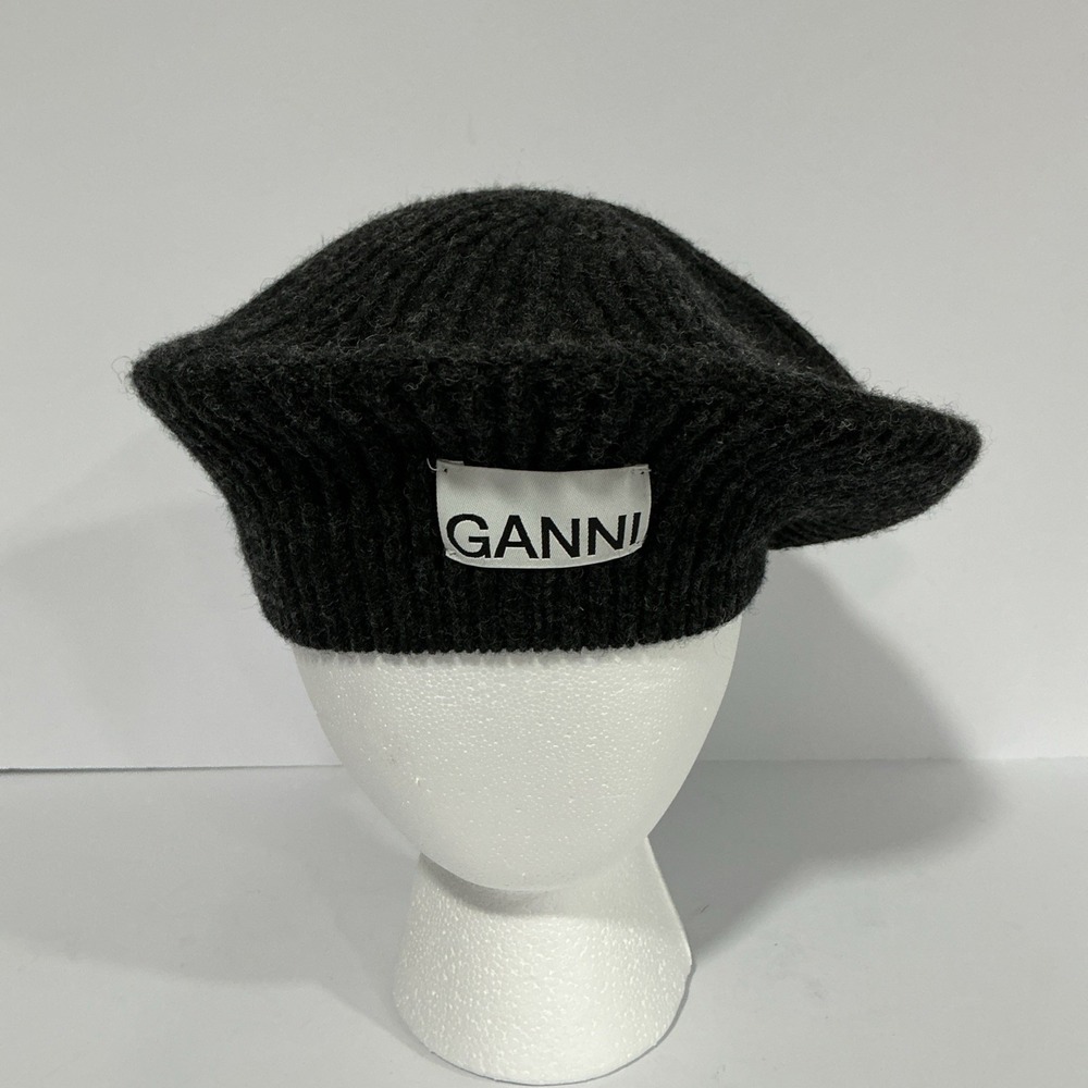 Gianni Wool Beret, Charcoal Gray